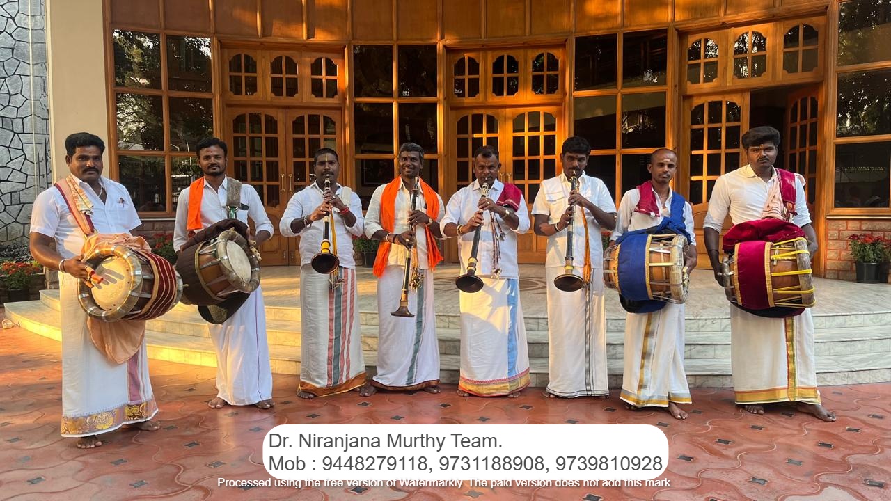 Dollu Kunitha